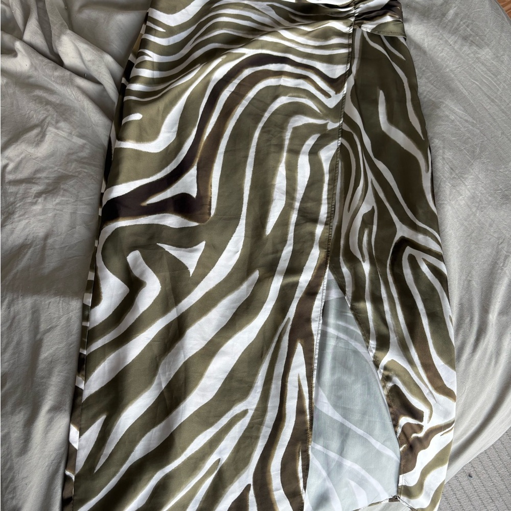 Zara Olive Zebra Print Skirt